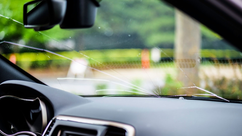 Can You Drive with a Cracked Windshield