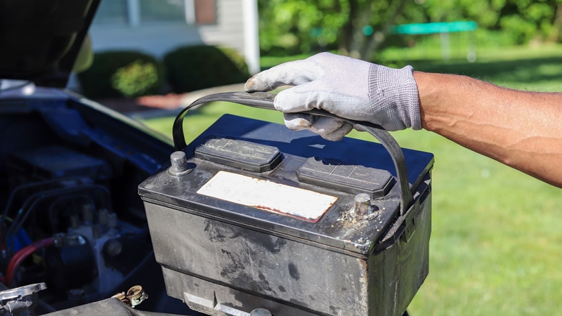 how to tell if car battery is dead