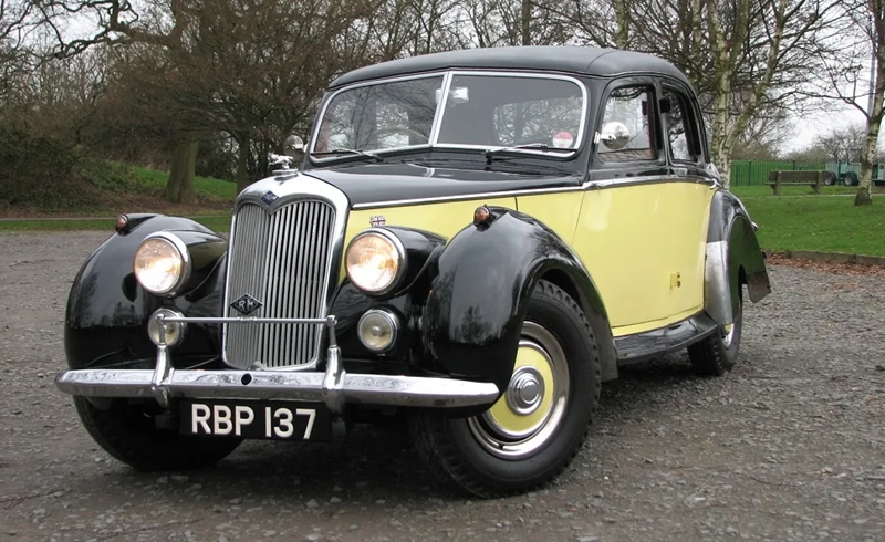 old car brand Riley